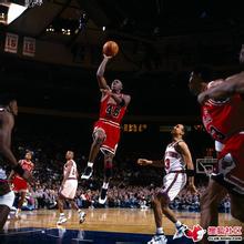 传奇辅助那个好用点